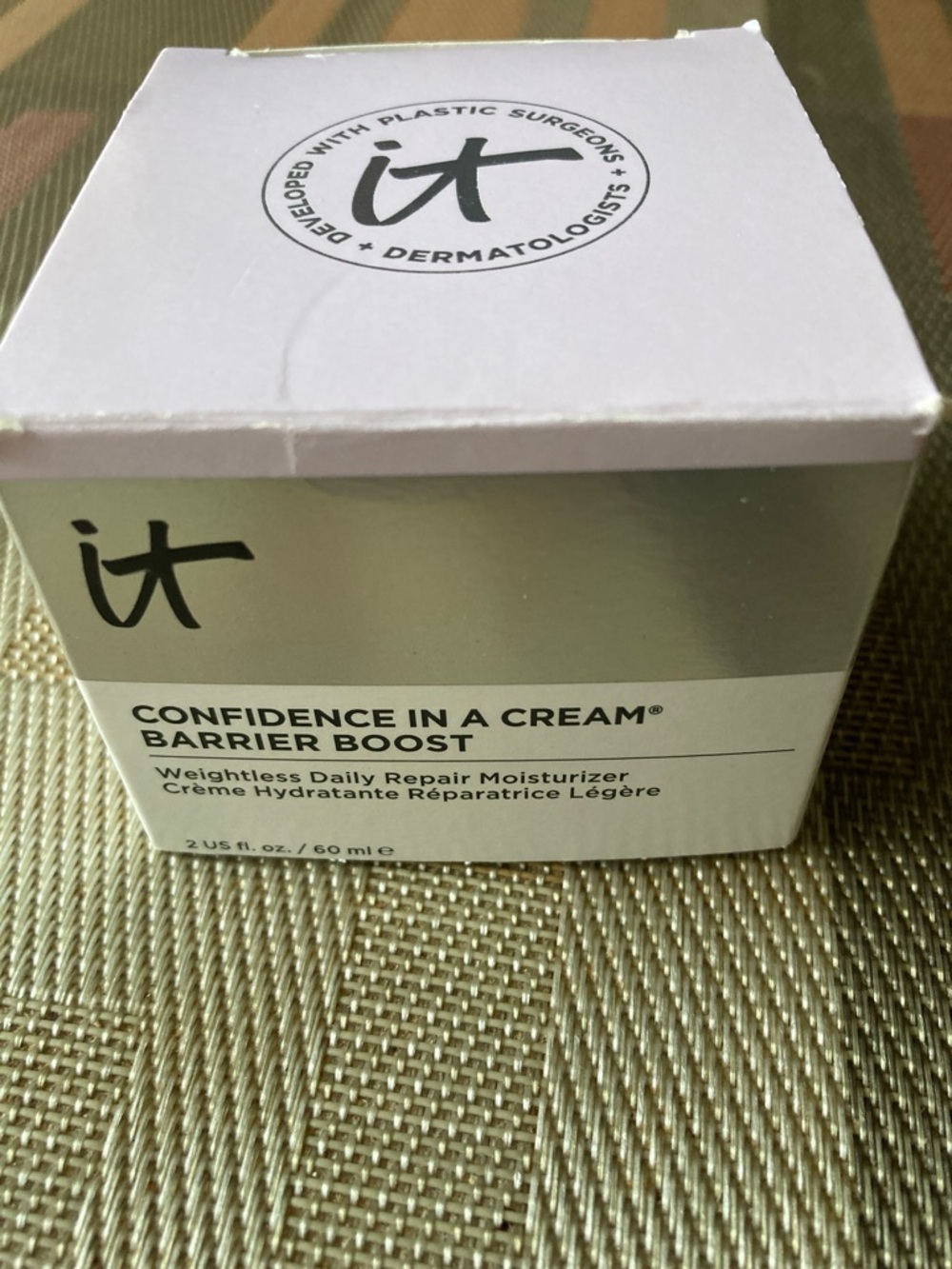 It Cosmetics Confidence in a cream  moisturizer USED